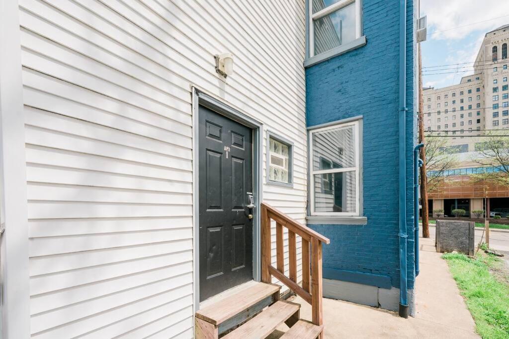 1St Floor - Free Parking - Washer & Dryer - Agh Pittsburgh Exterior photo